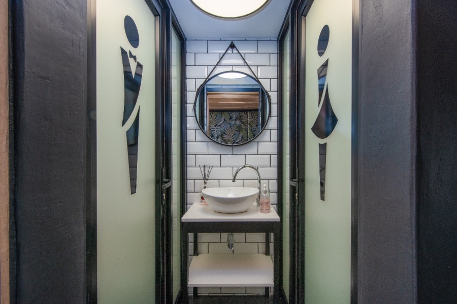 To Let commercial Property for Rent in Buitenverwagting Western Cape